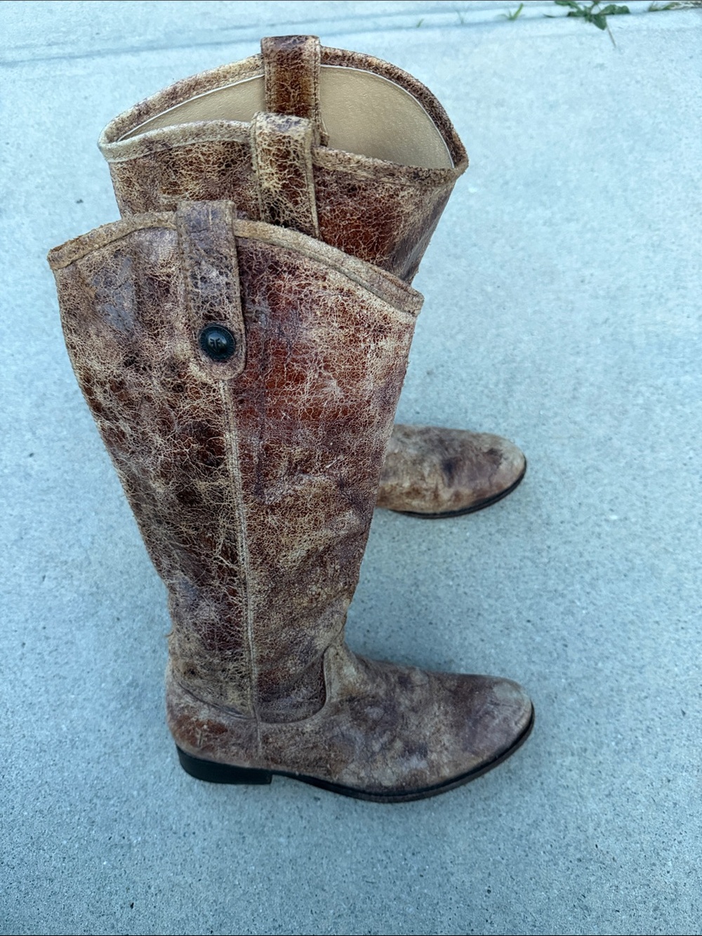 Frye Melissa Button Pull On Boot  women sz 10